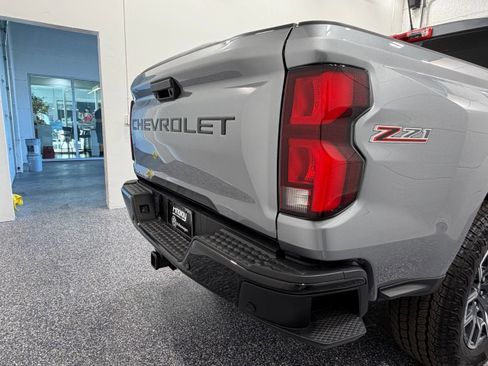 Used 2026 Chevrolet Colorado Z71 AWD/4WD image 6