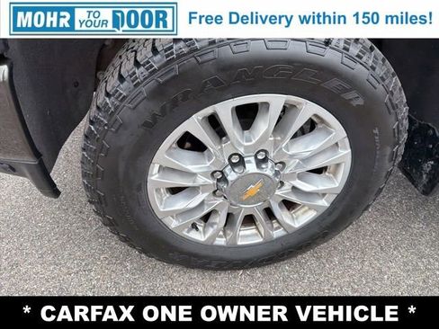 Used 2022 Chevrolet Silverado 3500 High Country w/ Technology Package image 12