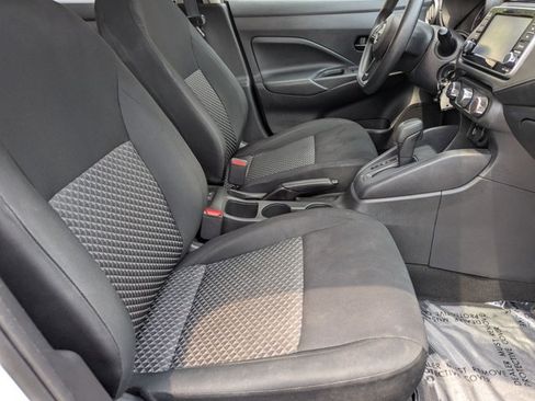 Used 2023 Nissan Versa S FWD image 18