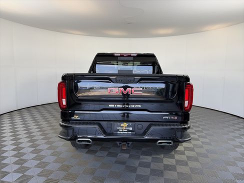 Used 2023 GMC Sierra 1500 AT4 w/ AT4 Premium Package AWD/4WD image 9