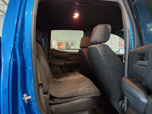 Used 2024 Chevrolet Colorado Trail Boss w/ LPO, Dark Essentials Package AWD/4WD image 20