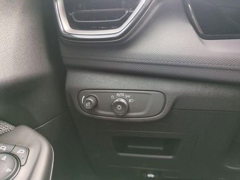 Used 2025 Chevrolet TrailBlazer LT image 17