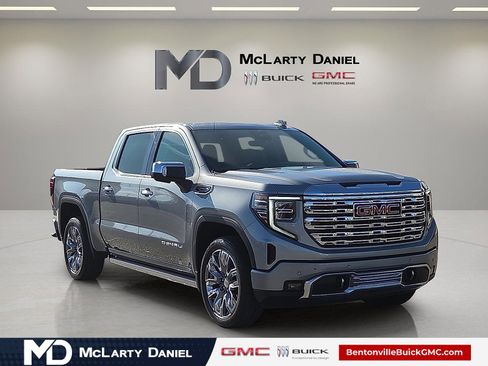 Used 2024 GMC Sierra 1500 Denali w/ Denali Reserve Package image 1