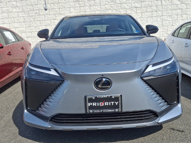Used 2023 Lexus RZ 450e Premium w/ Accessory Package (2T) AWD/4WD image 2