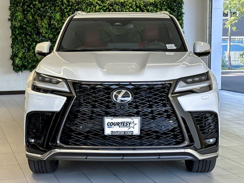 Used 2026 Lexus LX 600 F Sport w/ Accessory Package (Z1) AWD/4WD image 9