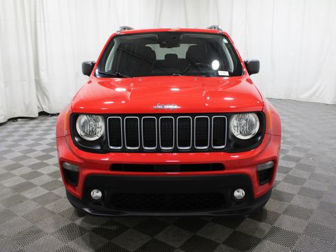 Used 2023 Jeep Renegade Latitude w/ Premium Group image 39