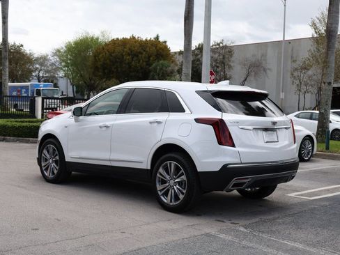 Used 2025 Cadillac XT5 Premium Luxury image 4