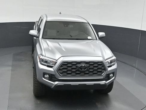 Used 2022 Toyota Tacoma TRD Off-Road AWD/4WD image 41