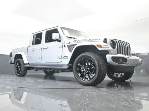 Used 2022 Jeep Gladiator Overland image 66