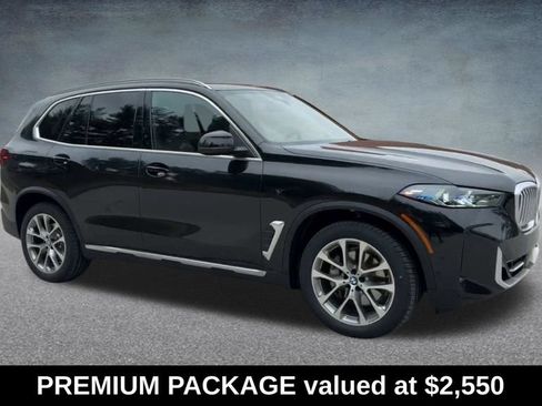 Used 2024 BMW X5 xDrive40i w/ Premium Package AWD/4WD image 2