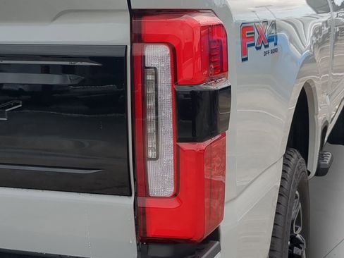 New 2026 Ford F250 Platinum AWD/4WD image 41