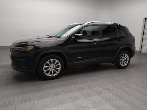 Used 2020 Jeep Cherokee Latitude image 2