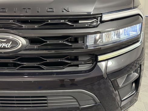Used 2023 Ford Expedition Max Limited RWD image 12