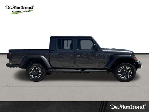 New 2026 Jeep Gladiator Sport AWD/4WD image 4