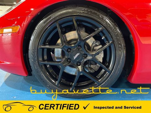 Used 2006 Chevrolet Corvette Coupe w/ Preferred Equipment Group RWD image 10