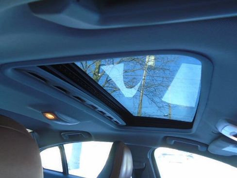 Used 2012 Volvo S60 T5 image 13