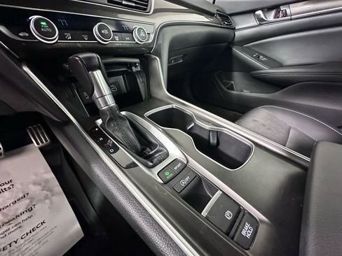 Used 2022 Honda Accord Sport image 28