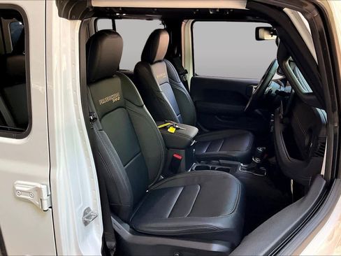 Used 2025 Jeep Wrangler Unlimited Rubicon 392 AWD/4WD image 8