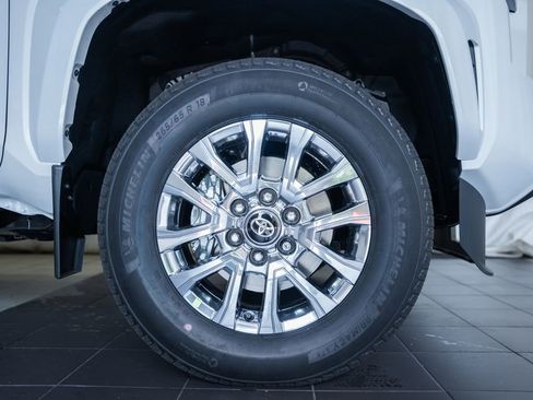 New 2026 Toyota Tacoma Limited AWD/4WD image 18