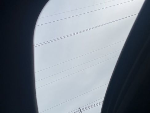 Used 2024 Chevrolet Trax RS w/ Sunroof Package image 10