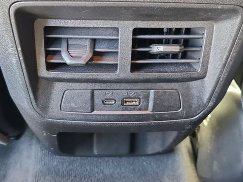 Used 2023 Chevrolet Colorado Z71 w/ Z71 Convenience Package 2 AWD/4WD image 14