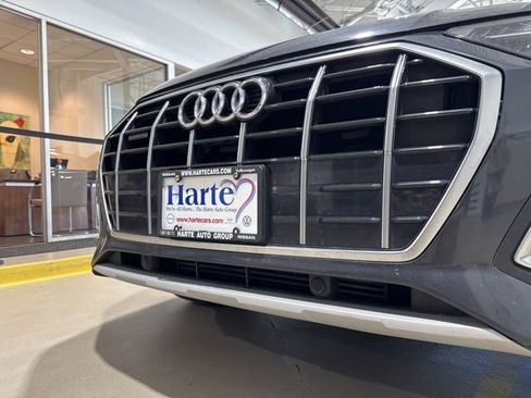 Used 2021 Audi Q5 2.0T Premium w/ Convenience Package AWD/4WD image 4