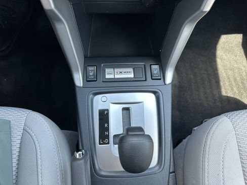 Used 2017 Subaru Forester 2.5i Premium w/ All-Weather Package image 11