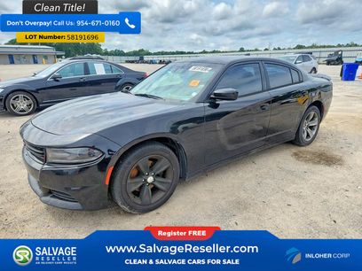 Used 2016 Dodge Charger SXT