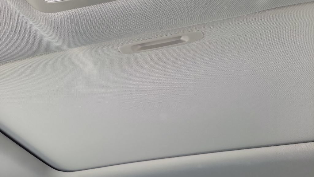 Used 2019 Toyota Highlander XLE AWD/4WD image 17