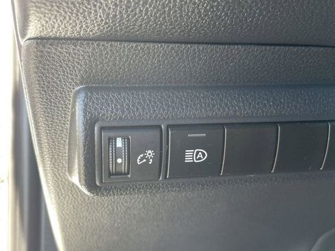 Used 2024 Toyota Corolla LE image 24