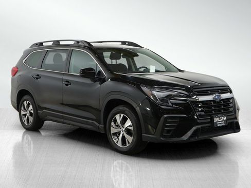 Used 2025 Subaru Ascent Premium image 7