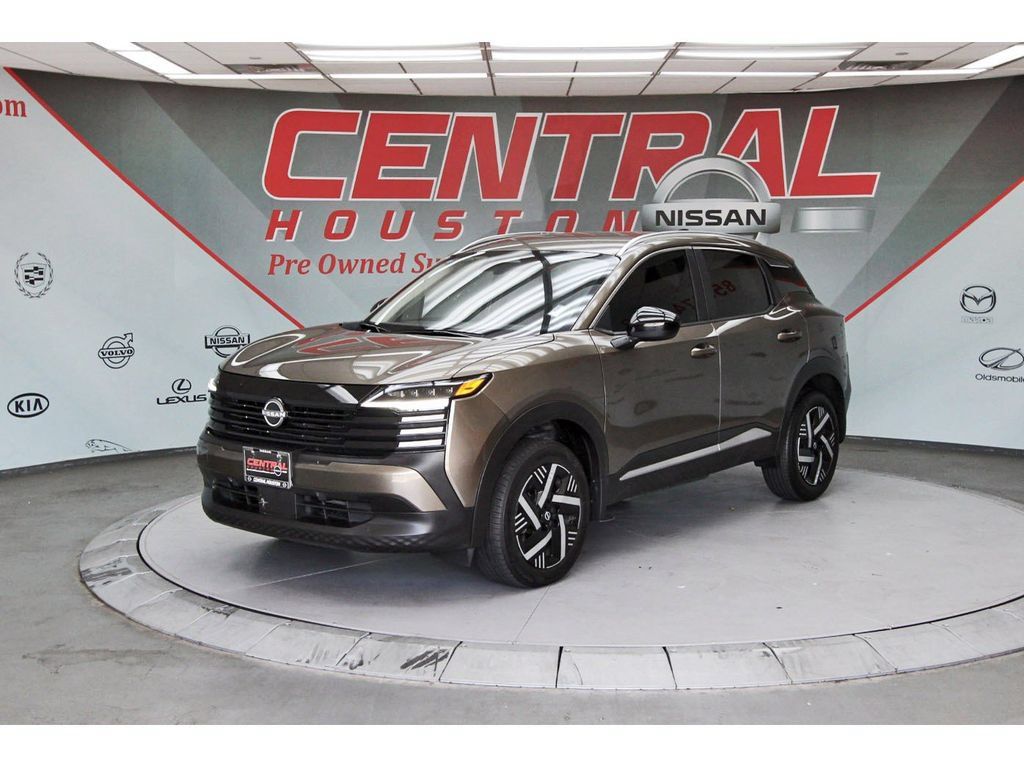 Used 2026 Nissan Kicks SV FWD image 2