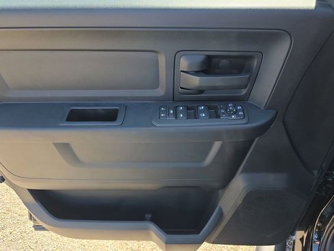 New 2026 RAM 2500 Tradesman AWD/4WD image 18