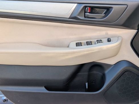 Used 2017 Subaru Legacy 2.5i w/ Alloy Wheel Package AWD/4WD image 10