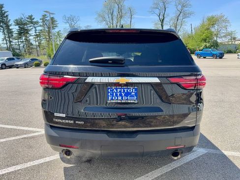 Used 2023 Chevrolet Traverse LS w/ LPO, Cargo Package AWD/4WD image 5
