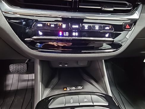 New 2026 Buick Envista Avenir image 19