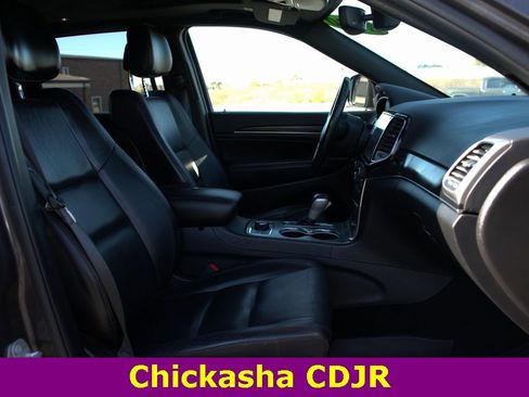 Used 2020 Jeep Grand Cherokee Limited w/ Trailer Tow Group IV image 18