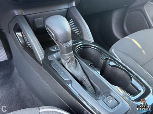 Used 2025 Chevrolet TrailBlazer LT FWD image 23