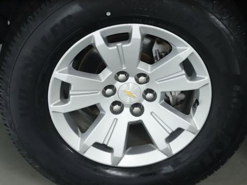 Used 2020 Chevrolet Colorado LT w/ LT Convenience Package image 36