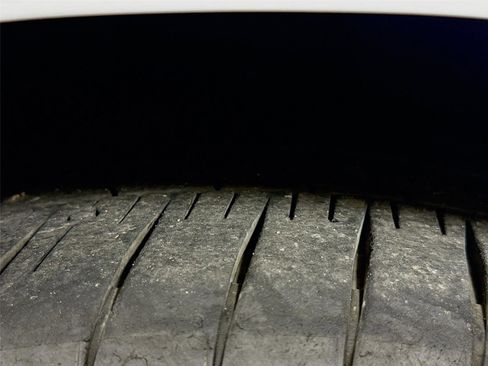 Used 2022 Chevrolet Corvette Stingray Preferred Cpe w/ Engine Appearance Package image 24