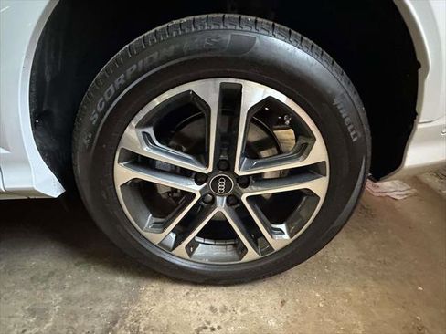 New 2025 Audi Q5 Premium w/ Convenience Package AWD/4WD image 3