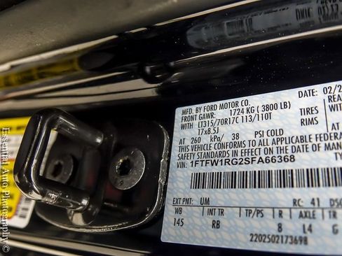 Used 2025 Ford F150 Raptor AWD/4WD image 28