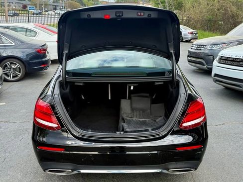 Used 2017 Mercedes-Benz E 300 4MATIC image 12