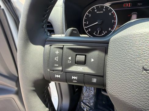 New 2026 Nissan Rogue SV AWD/4WD image 25