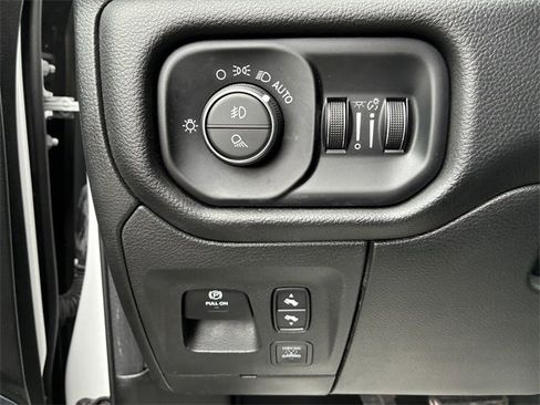 Used 2023 RAM 1500 Laramie image 22
