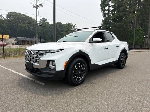 Used 2022 Hyundai Santa Cruz SEL w/ Activity Package AWD/4WD image 2