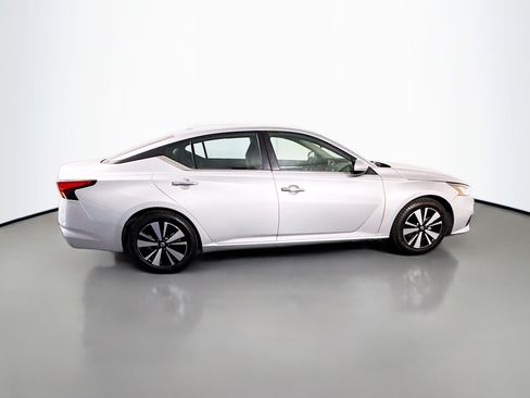 Used 2022 Nissan Altima 2.5 SV image 11