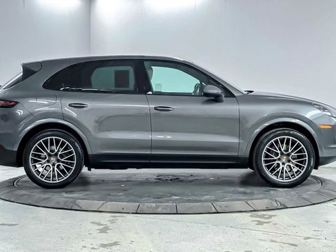 Used 2019 Porsche Cayenne image 8