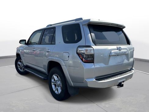 Used 2018 Toyota 4Runner SR5 Premium image 8