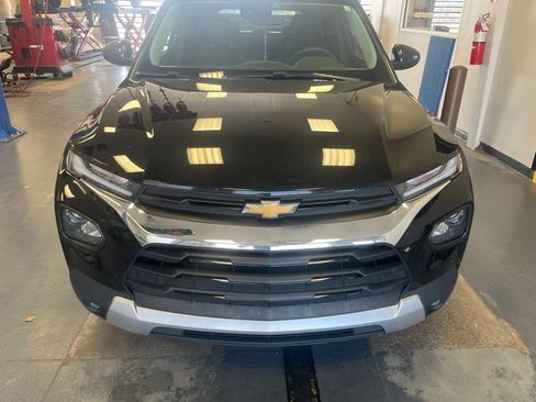Used 2022 Chevrolet TrailBlazer LT FWD image 11